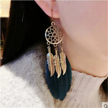 Load image into Gallery viewer, Floral Feather Web Earring