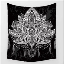 Load image into Gallery viewer, Feathers Mandala