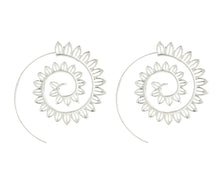 Load image into Gallery viewer, Round Flower Earrings Jewellery